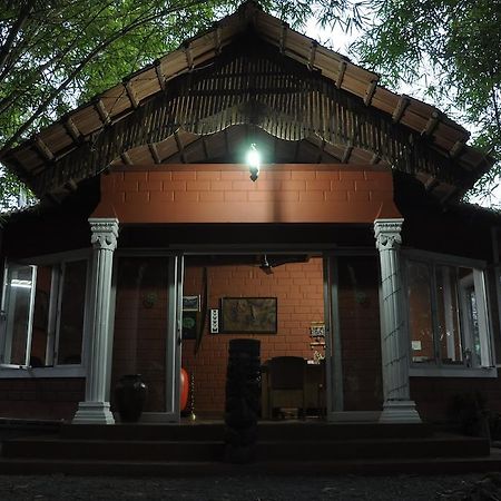 Sunbird Garden Resort Krishnagiri Δωμάτιο φωτογραφία