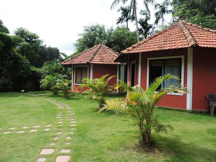 Sunbird Garden Resort Krishnagiri Εξωτερικό φωτογραφία