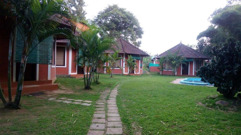 Sunbird Garden Resort Krishnagiri Εξωτερικό φωτογραφία